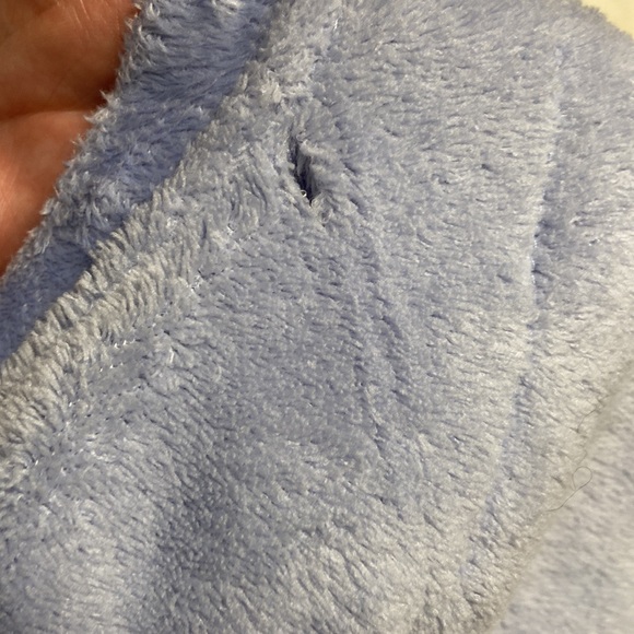 Kim Rogers Sleepwear set. Classic & beautiful! 💕 Woman’s small. Periwinkle - Picture 9 of 10